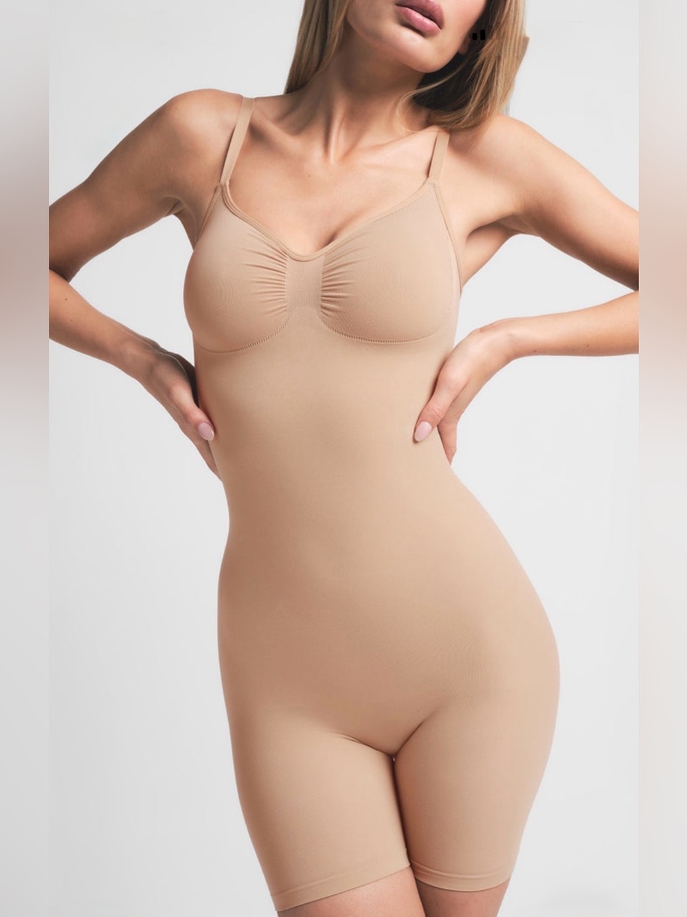 SKIMS Seamless Sculpt Mod Thigh Bodysuit Clay Size Large
